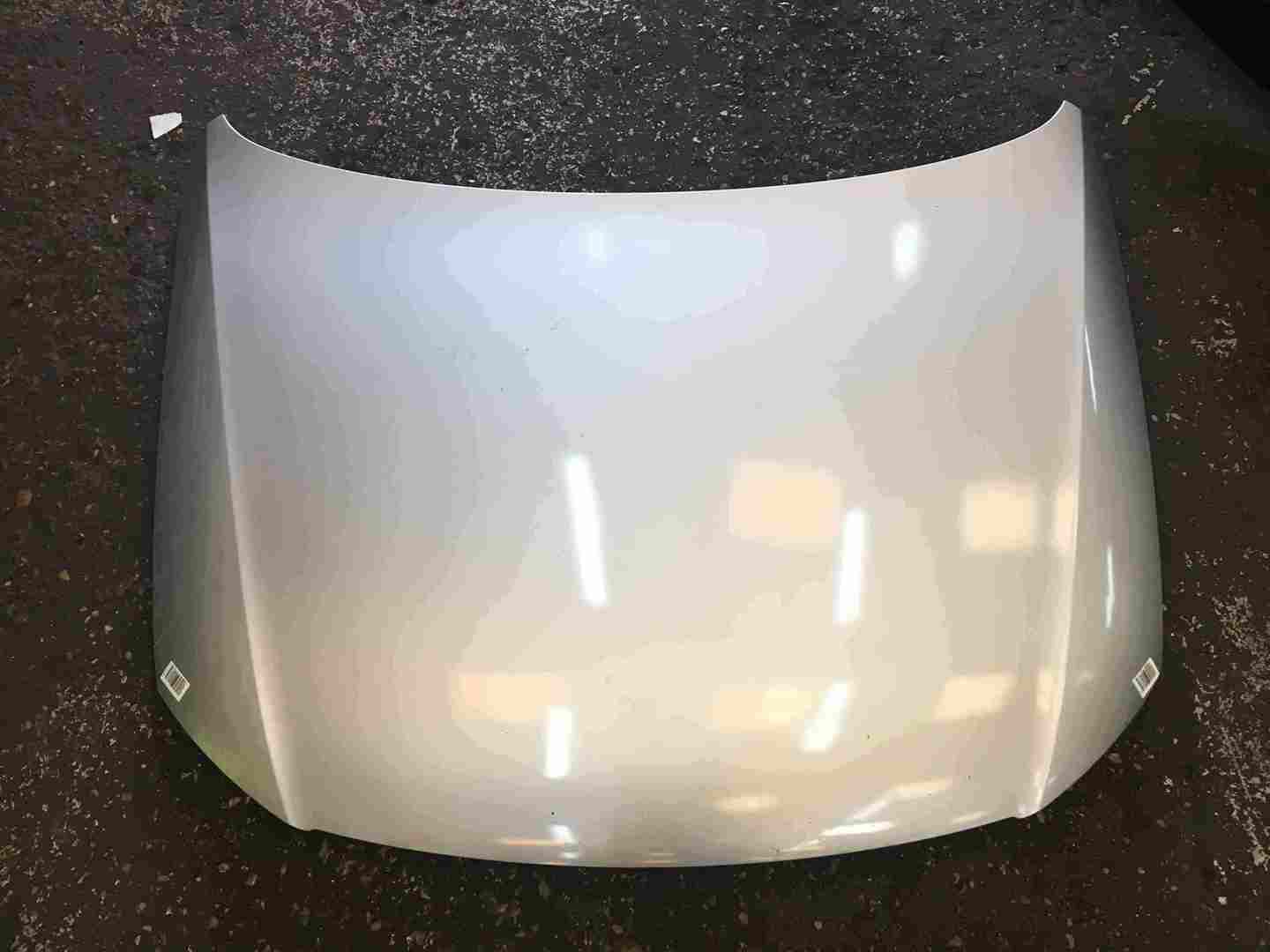 Volkswagen Passat B6 2005-2010 Front Bonnet Silver LA7W