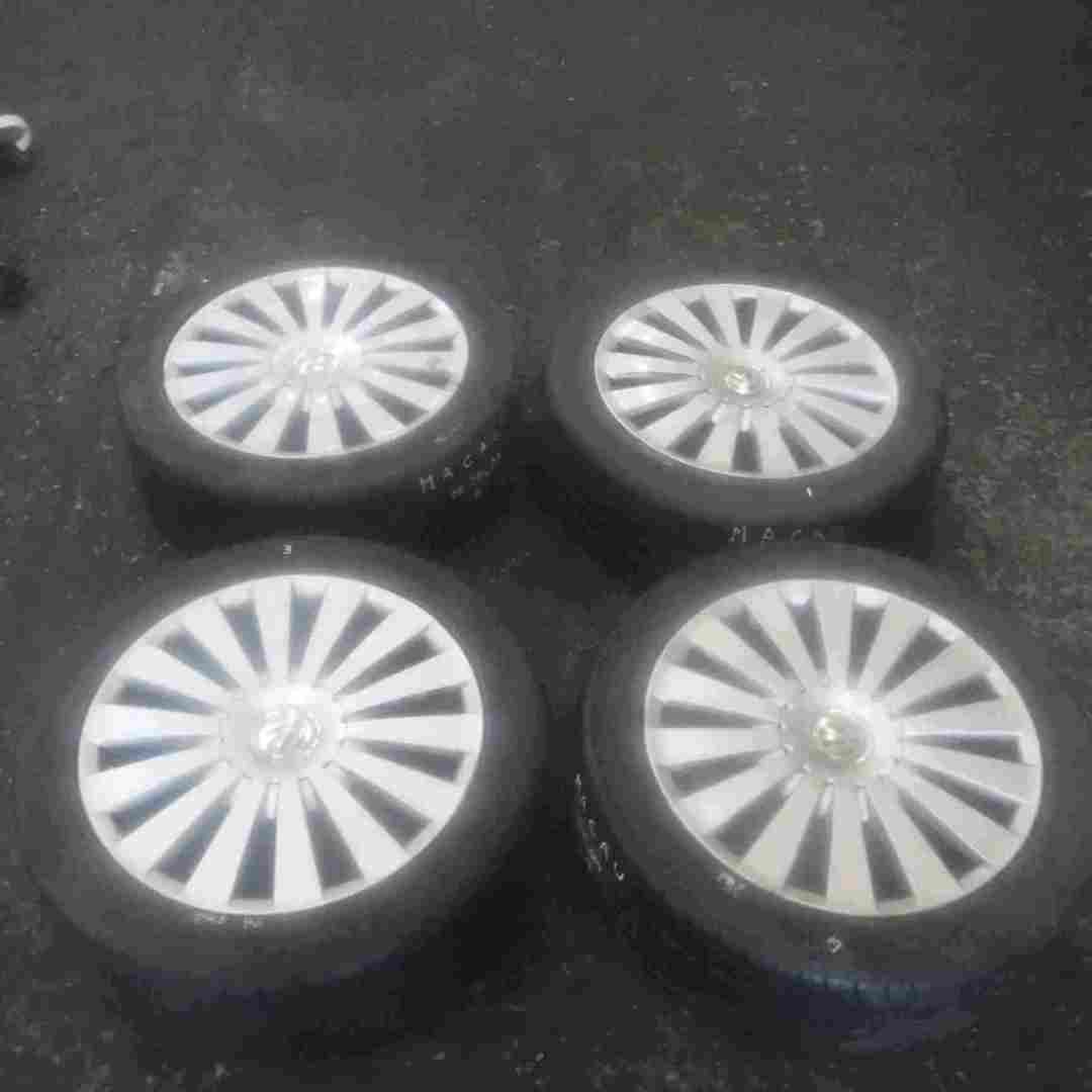 Volkswagen Passat B6 2005-2010 Macau Alloy Wheels X4 Set + Tyres 235 45 17 4/5