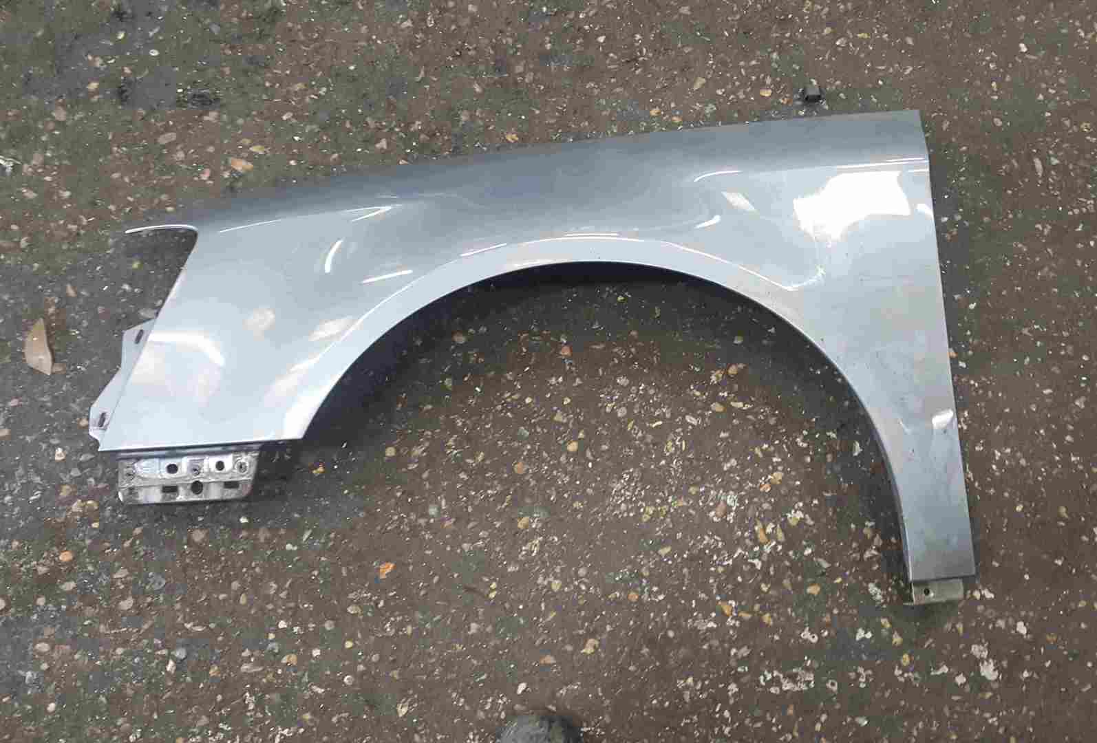Volkswagen Passat B6 2005-2010 Passenger NS Wing Grey LA7T