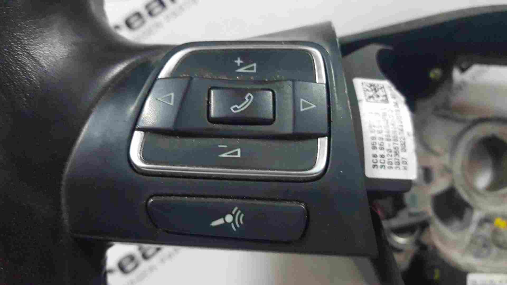 Volkswagen Passat B6 Golf MK6 EOS 2005-2010 Steering Wheel Multifunction Buttons