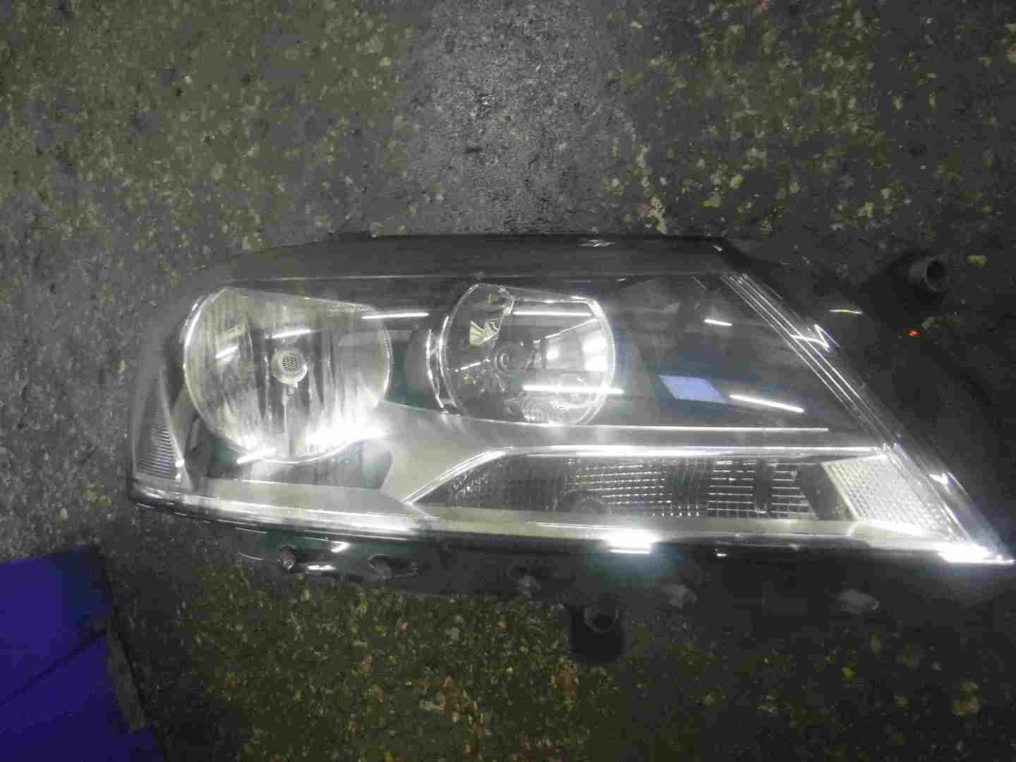 Volkswagen Passat B7 2010-2015 Drivers OSF Front Headlight 3AC941006