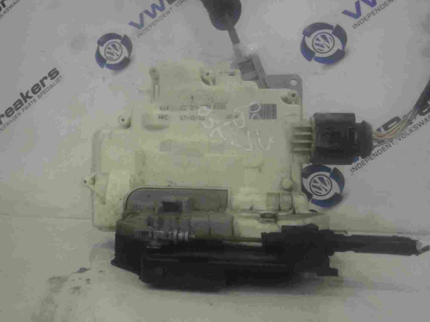 Volkswagen Passat B7 2010-2015 Drivers OSR Rear Door Lock Mechanism 3C4839016A