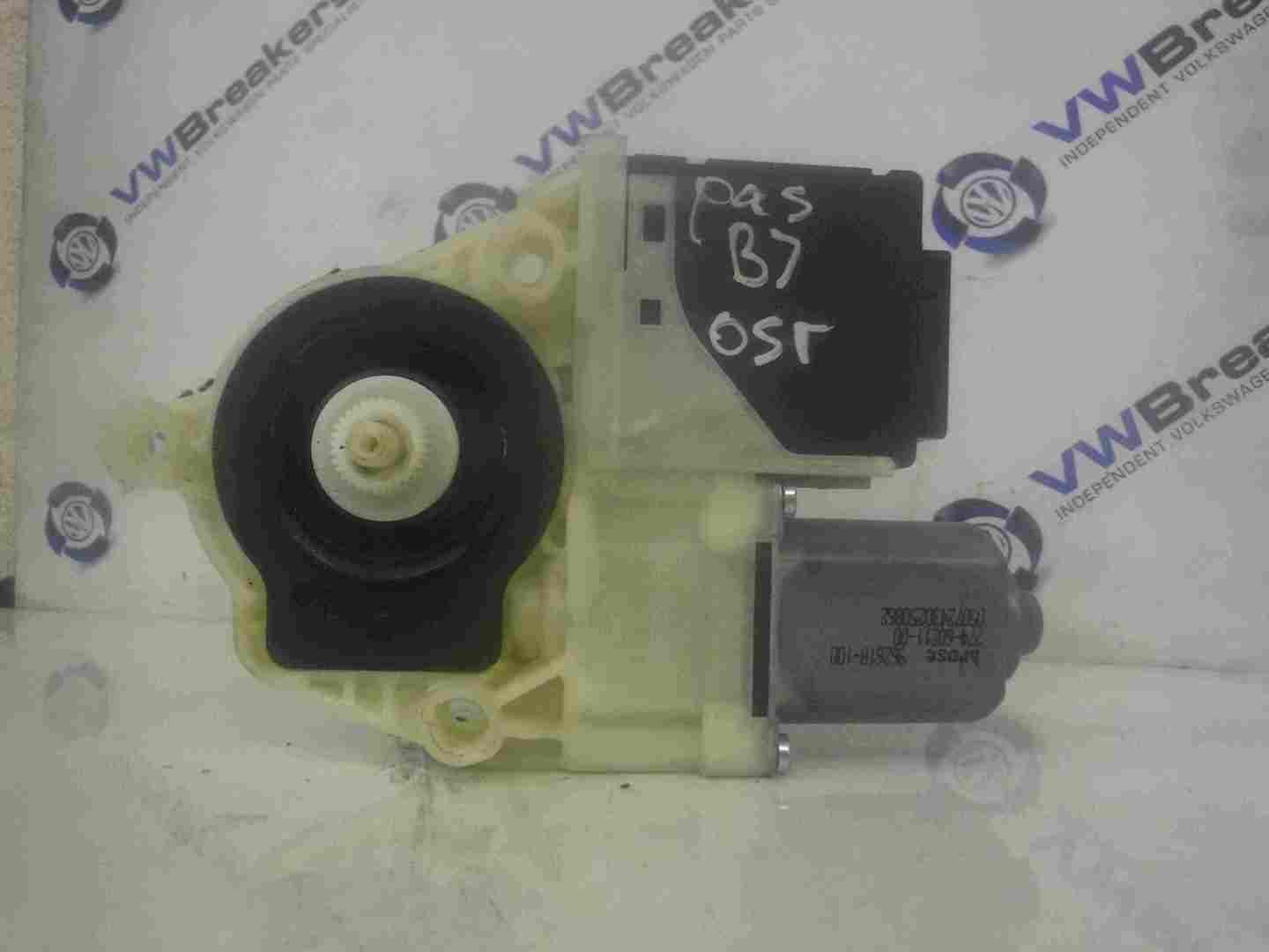 Volkswagen Passat B7 2010-2015 Drivers OSR Rear Window Motor