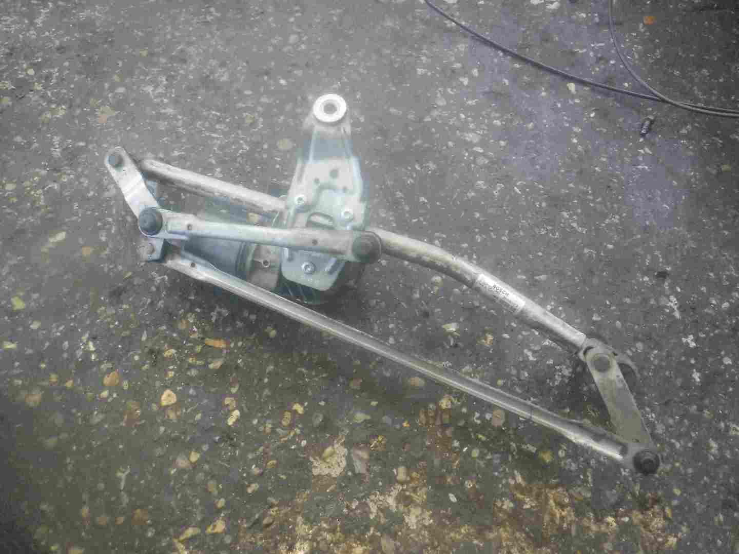 Volkswagen Passat B7 2010-2015 Windscreen Wiper Motor + Linkage 3AC955023