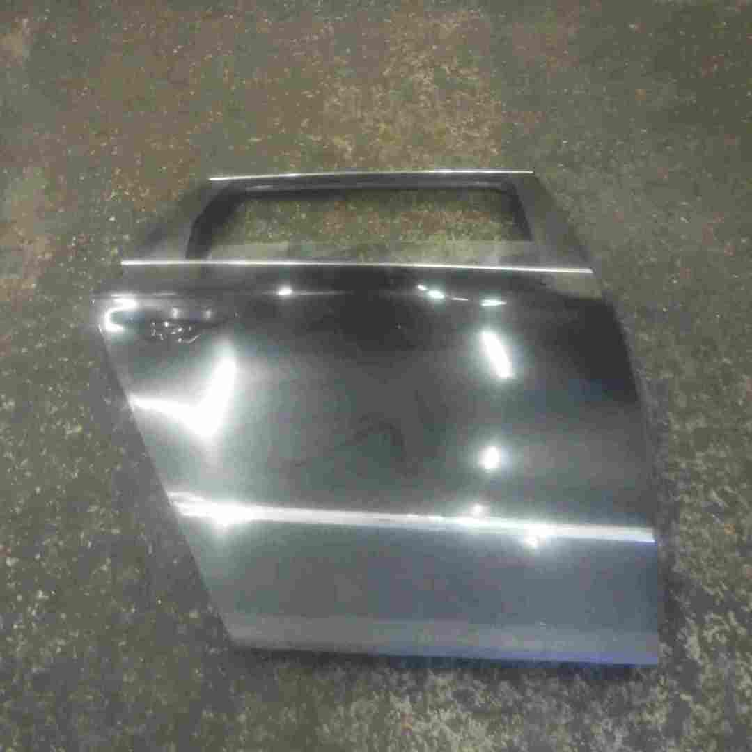Volkswagen Passat Estate B6 2005-2010 Drivers OSR Rear Door Black LC9X