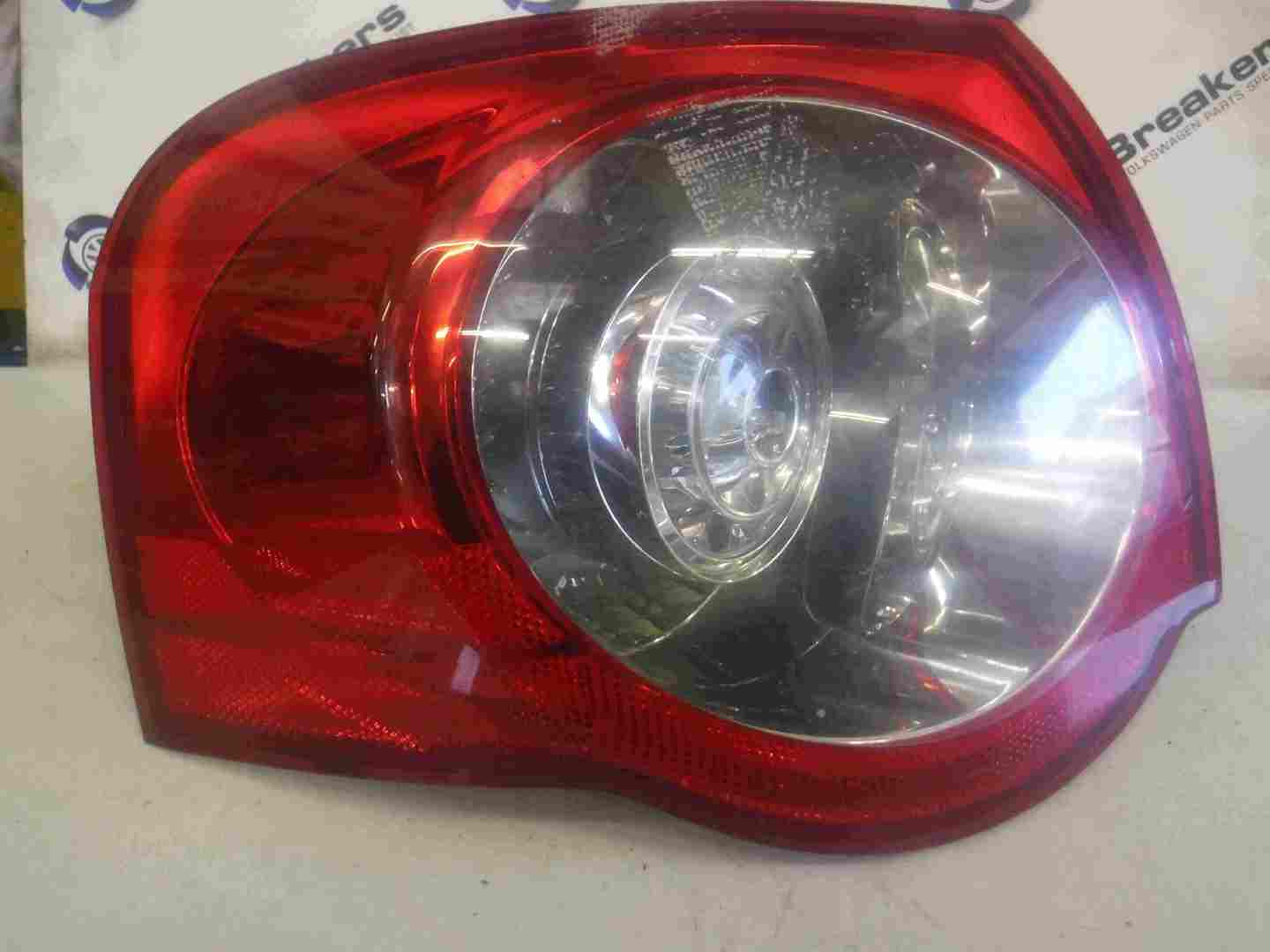 Volkswagen Passat Estate B6 2005-2010 Passenger NSR Rear Light Lens 3c9945095n