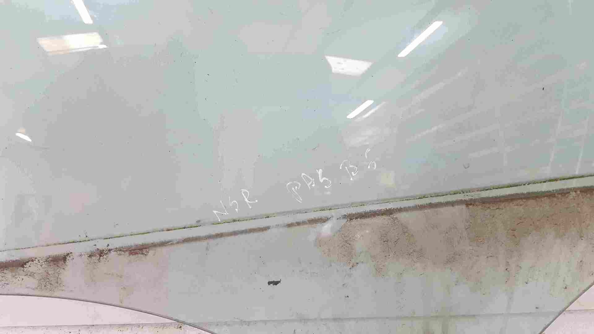 Volkswagen Passat Estate B6 2005-2010 Passenger NSR Rear Window Glass