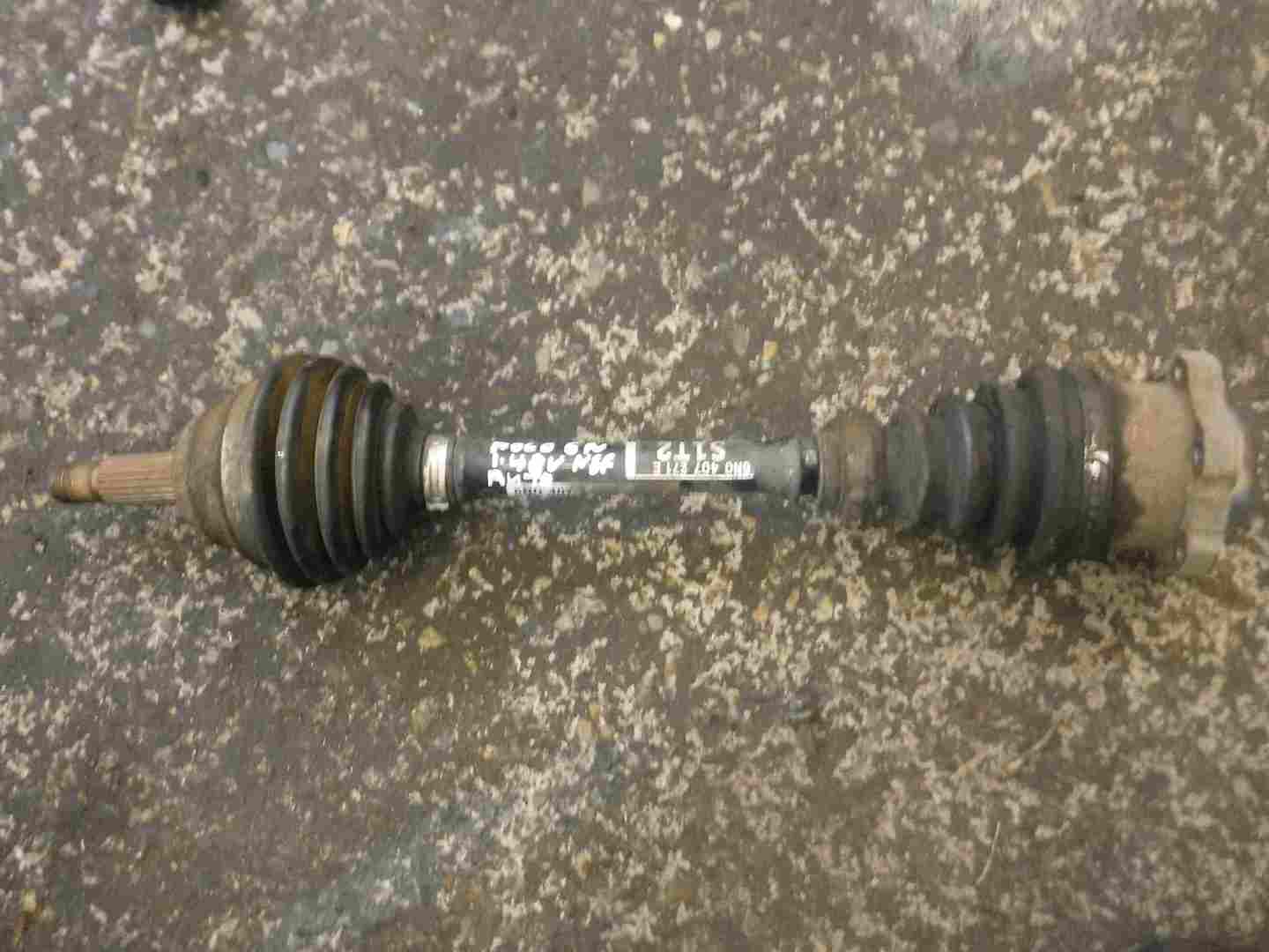 Volkswagen Polo 1995-1999 6N 1.4 8v Passenger NSF Front Driveshaft Auto