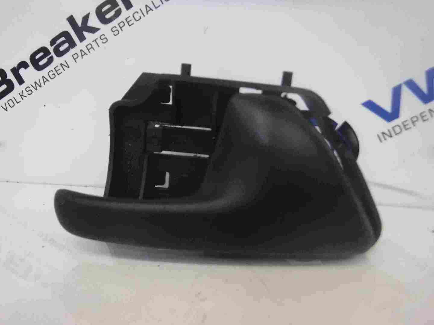 Volkswagen Polo 1995-1999 6N Drivers OSF Front Interior Door Handle