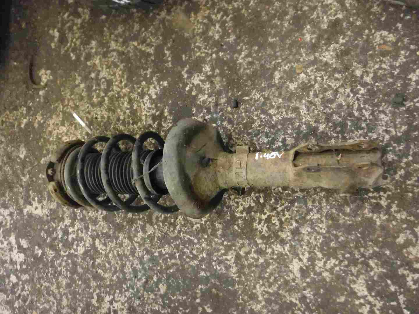 Volkswagen Polo 1999-2003 6N2 1.4 8v Passenger Drivers Front Spring Suspension