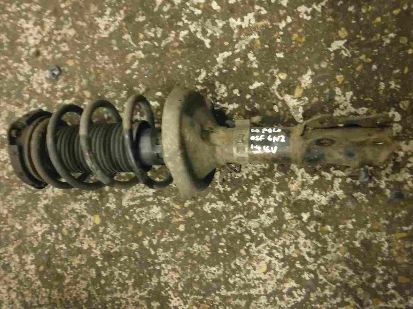 Volkswagen Polo 1999-2003 6N2 1.4 16v Drivers OSF Front Spring Shock Leg