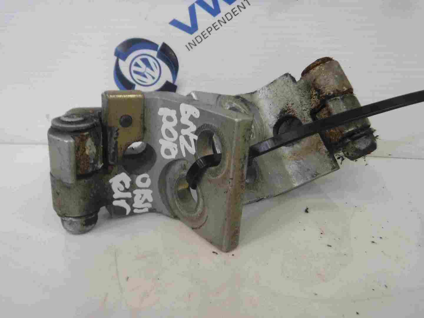 Volkswagen Polo 1999-2003 6N2 Drivers OSF Front Door Hinges Silver LA7W