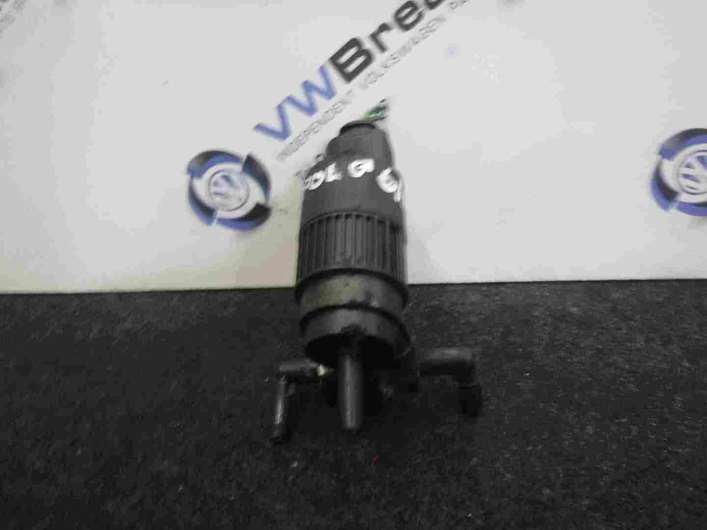 Volkswagen Polo 19992003 6N2 Windscreen Washer Pump 1J6955651 Store