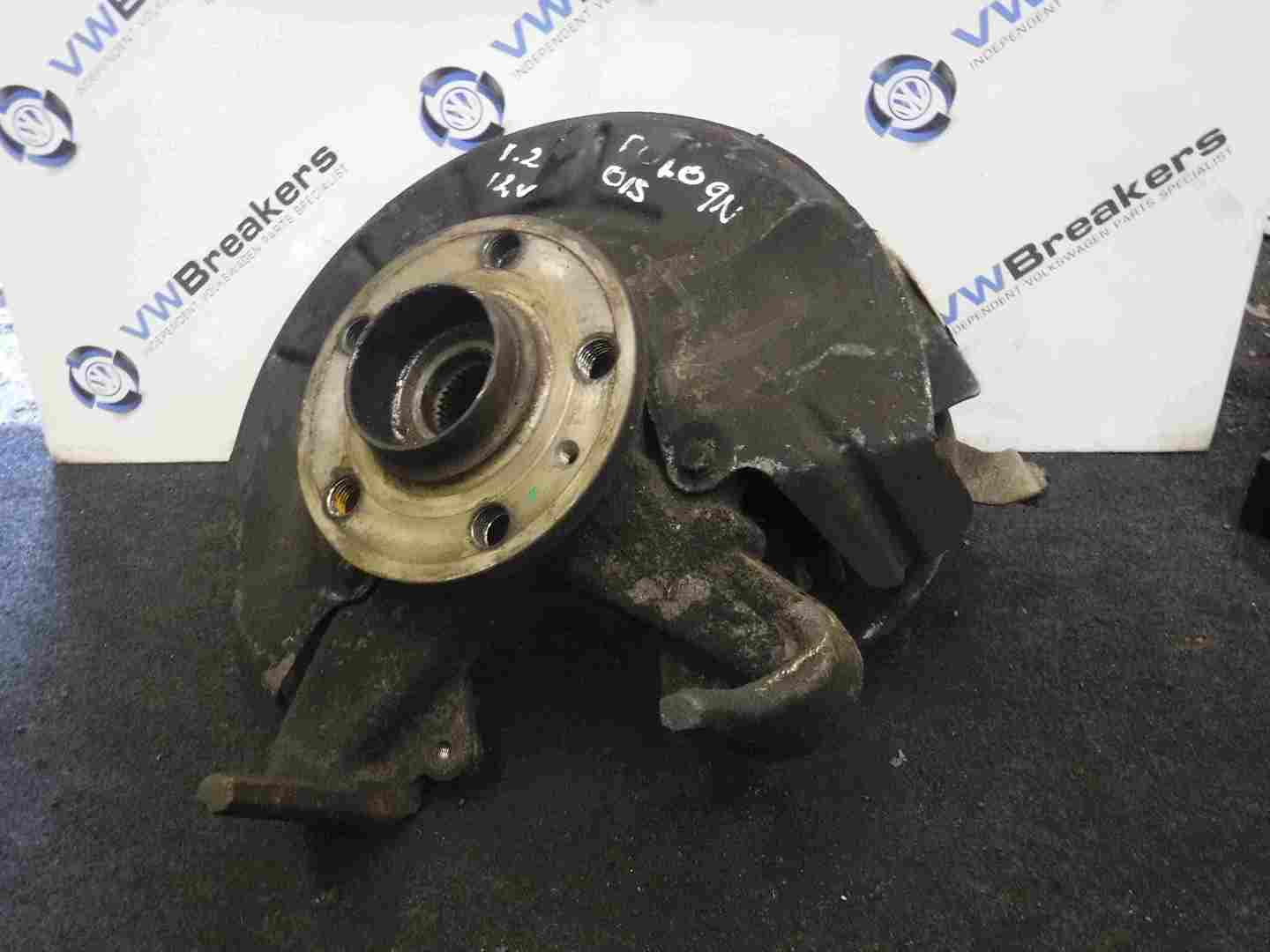 Volkswagen Polo 2003-2006 9N 1.2 12v Drivers OSF Front Wheel Hub