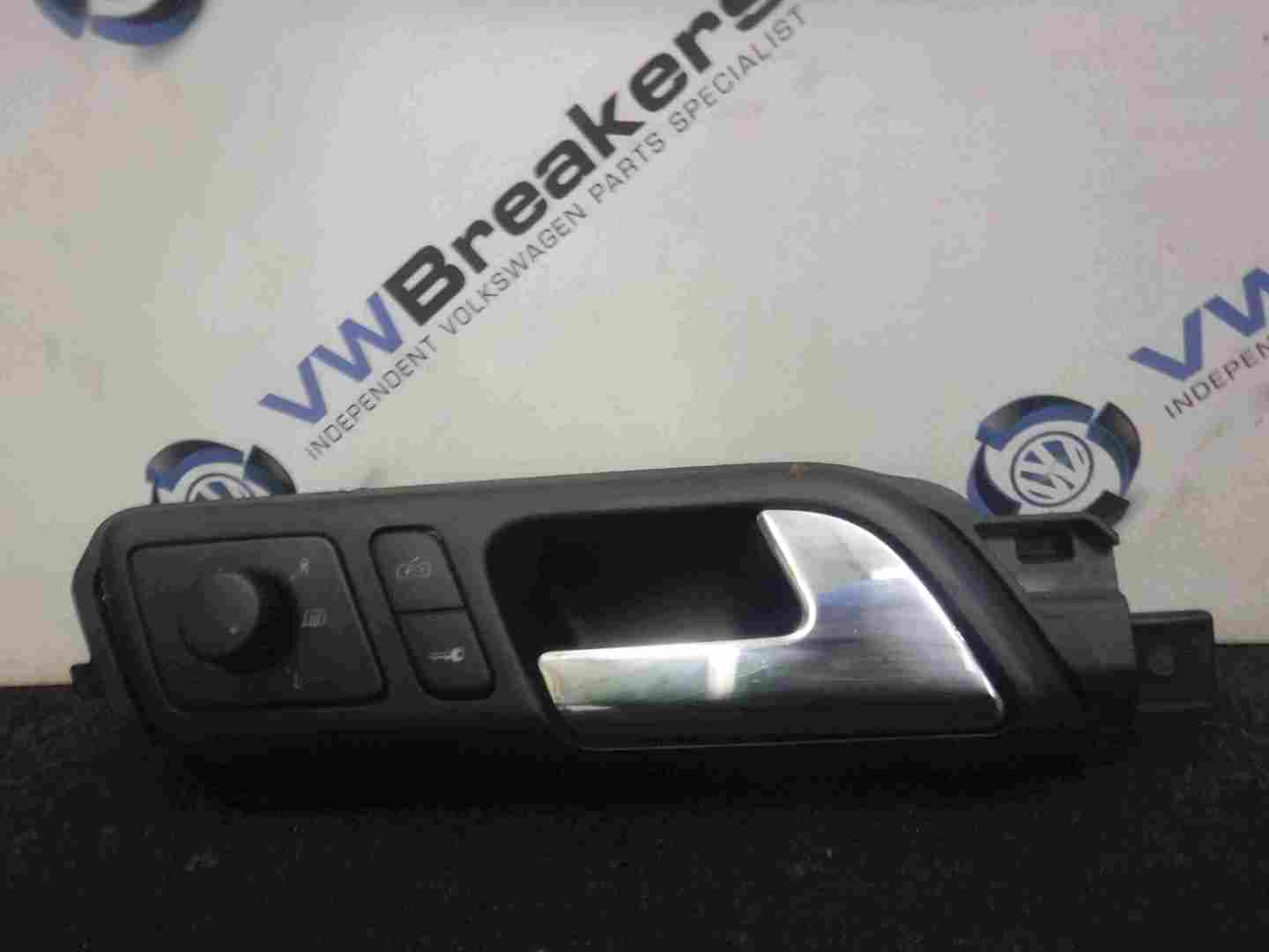 Volkswagen Polo 2003-2006 9N Drivers OSF Front Interior Door Handle Panel