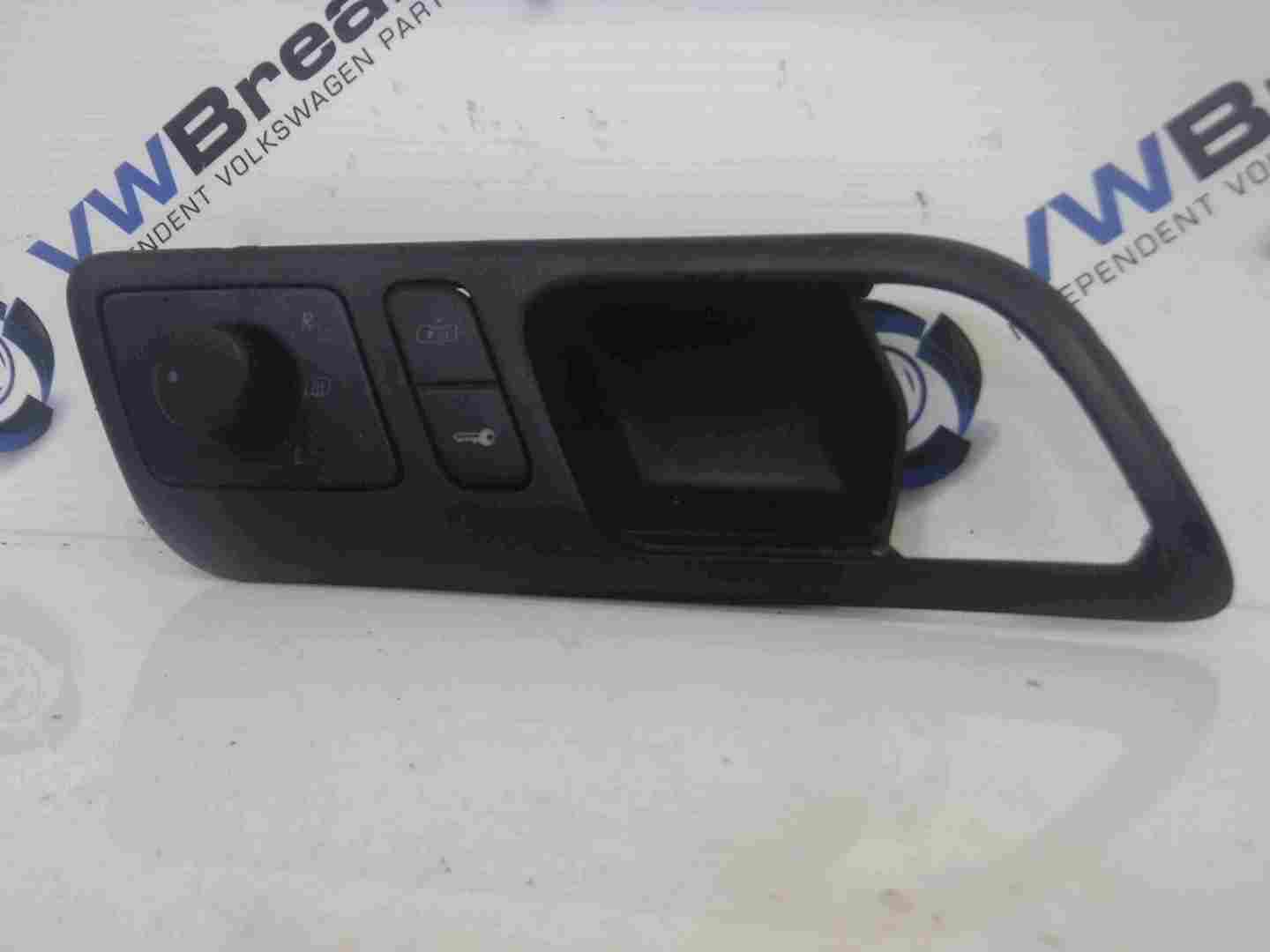Volkswagen Polo 2003-2006 9N Drivers OSF Front Wing Mirror Adjuster Panel 3dr