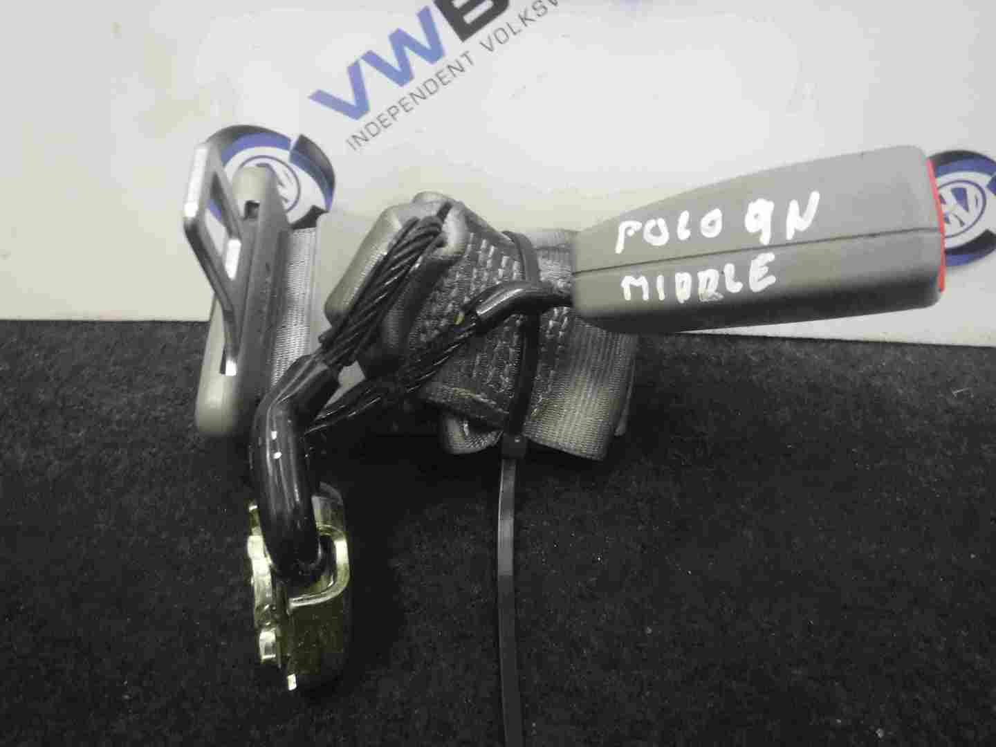 Volkswagen Polo 2003-2006 9N Middle Lap Strap Seat Belt Light Grey   Buckle
