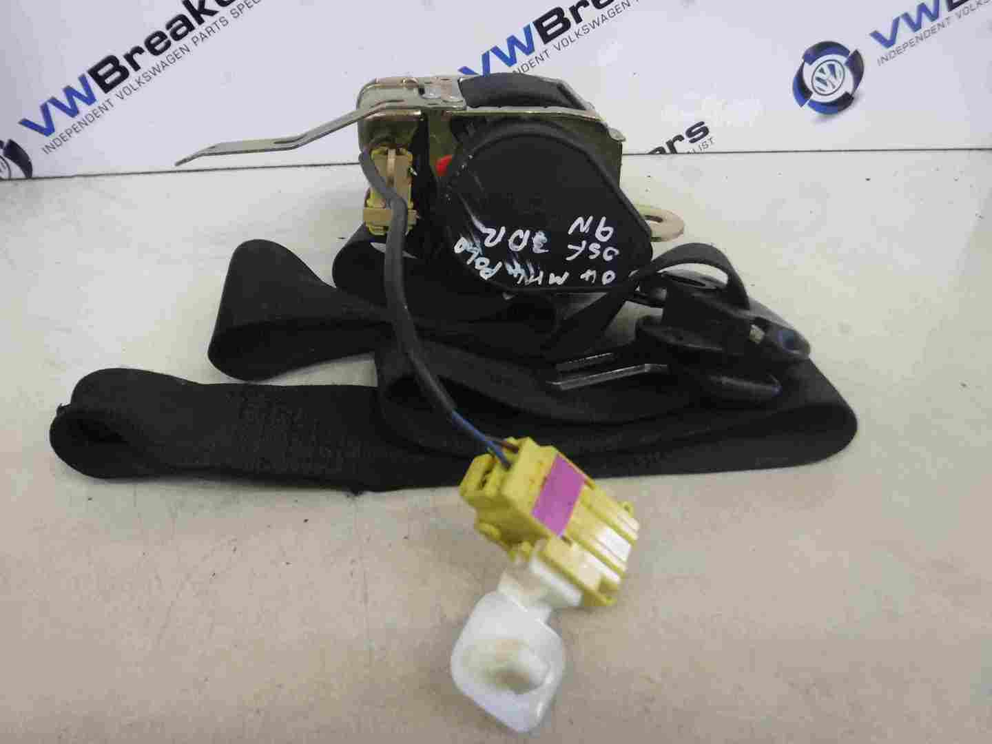 Volkswagen Polo 2003-2006 9N NSF Front Seatbelt 5dr