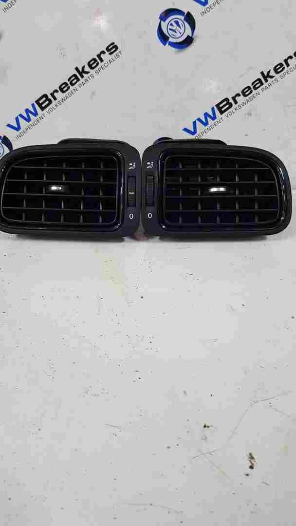 Volkswagen Polo 2009-2014 Os Ns AIR Vents  6RF8197036RF819704