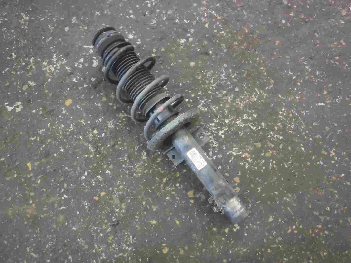 Volkswagen Polo 6C 2014-2017 1.0 Drivers OSF Front Spring Suspension Leg