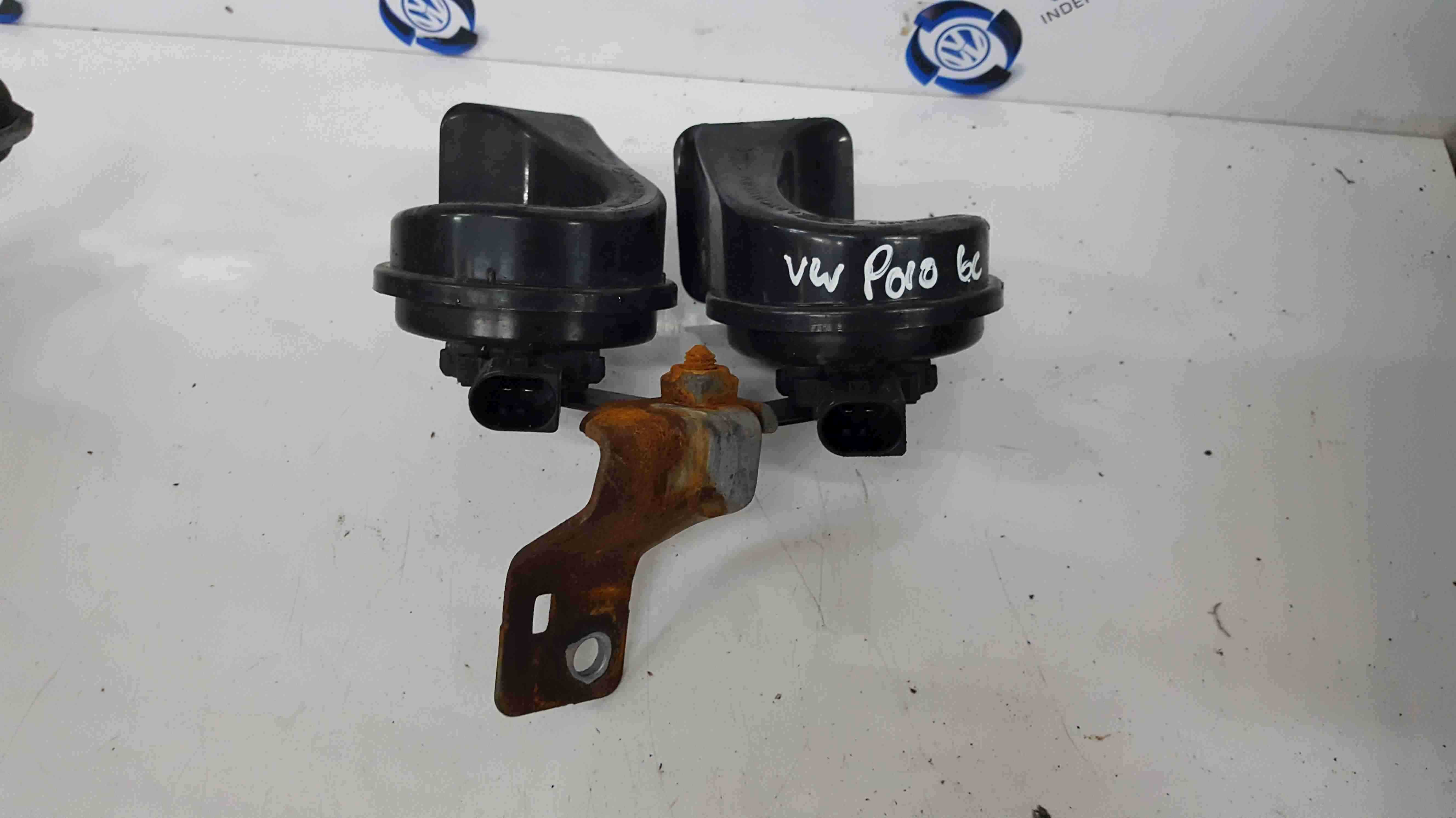 Volkswagen Polo 6C 2014 2017 Horn Beep Hooter Dual Store Used volkswagen-polo-6c-2014-2017-horn-beep-hooter-dual-store-used