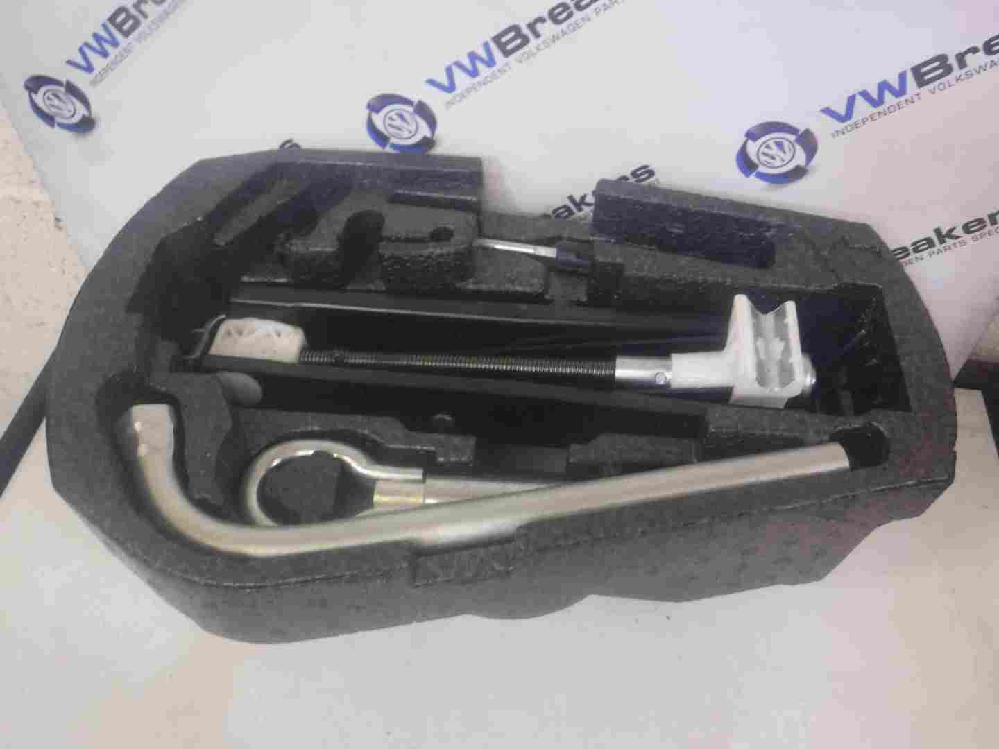 Volkswagen Polo 6C 2014-2017 Spare Wheel Jack Set 6Q0012115K