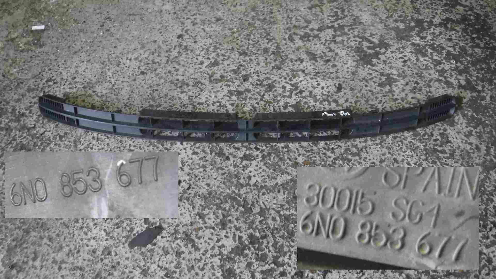 Volkswagen Polo 6N 1995-1999 Front Bumper Grile Bottom 6n0853677
