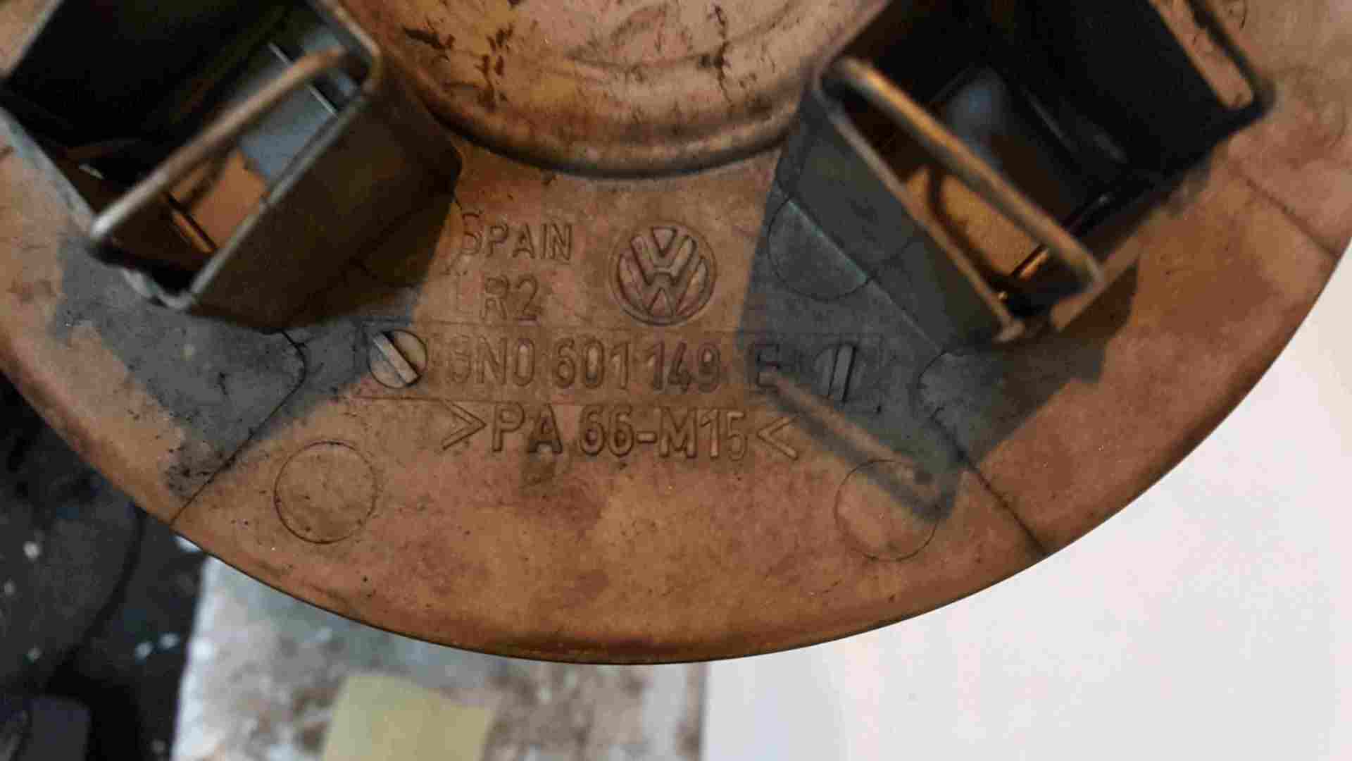 Volkswagen Polo 6N 1995-1999 Wheel Centre Cap Cover 6N0601149E