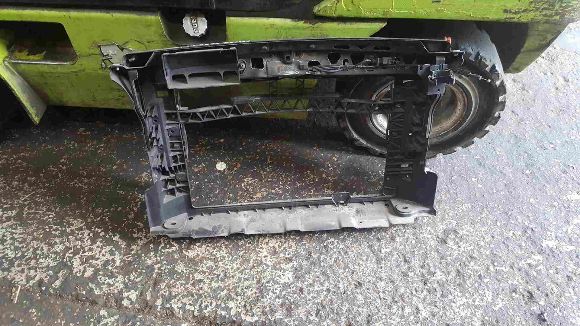 Volkswagen Polo 6R 2009-2014 1.2 TDI Slam Panel 6R0010818E