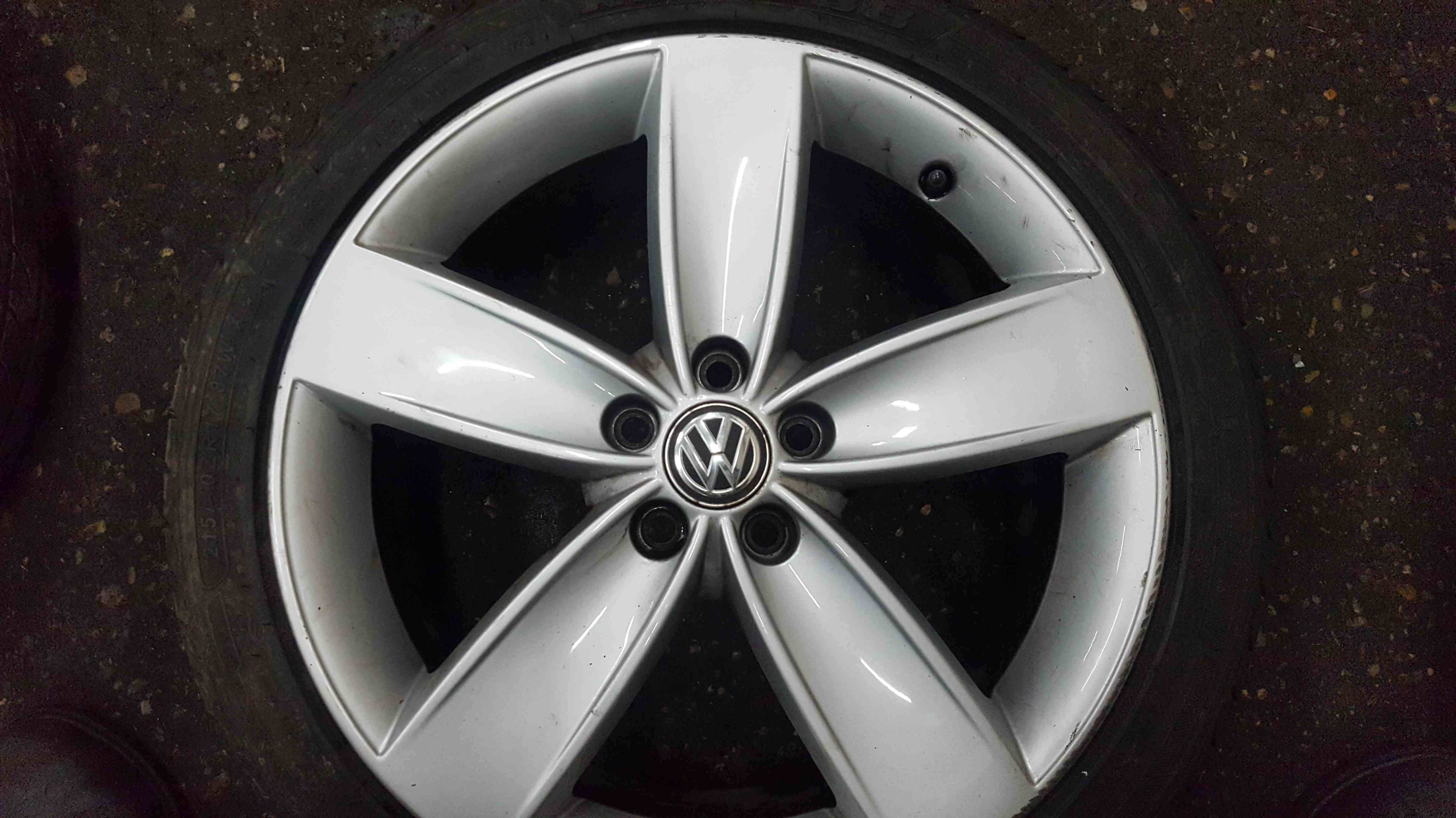 Volkswagen Polo 6R 2009-2014 Alloy Wheel 6R0601025a 215 40 17 3/5 6r0601025a