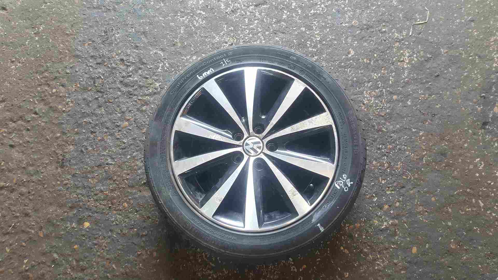 Volkswagen Polo 6R 2009-2014 Alloy Wheel 6R0601025n Black Insert 2/5 6MM 16inch