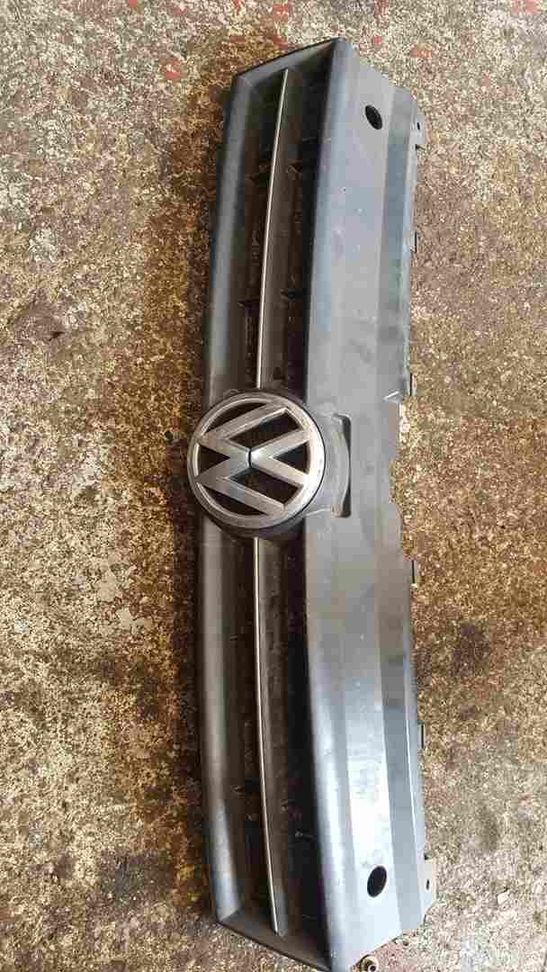 Volkswagen Polo 6R 2009-2014 Drivers OSF Front Bumper Grill TOP