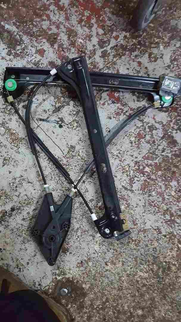 Volkswagen Polo 6R 2009-2014 Drivers OSF Front Window Motor Regulator 3Dr