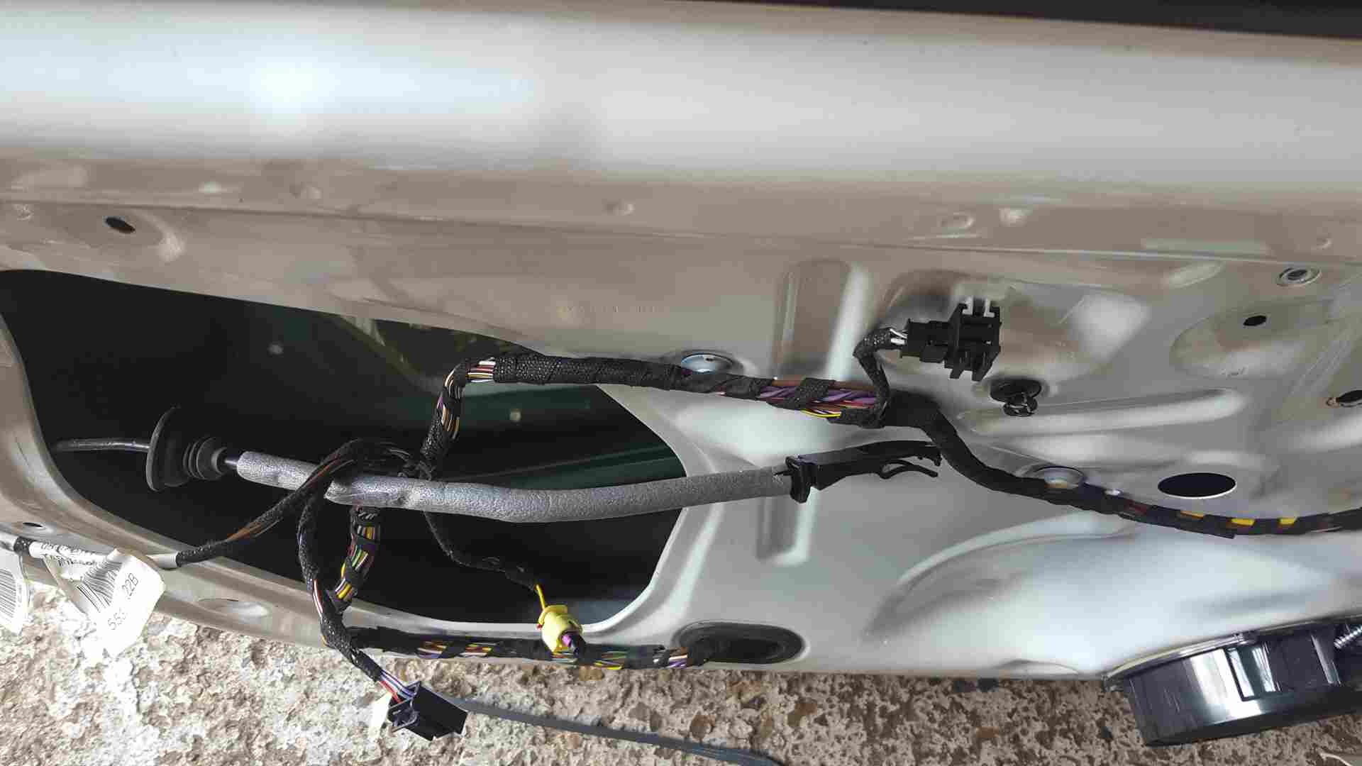 Volkswagen Polo 6R 2009-2014 Passenger NSF Front Door White Lb9a 5Door