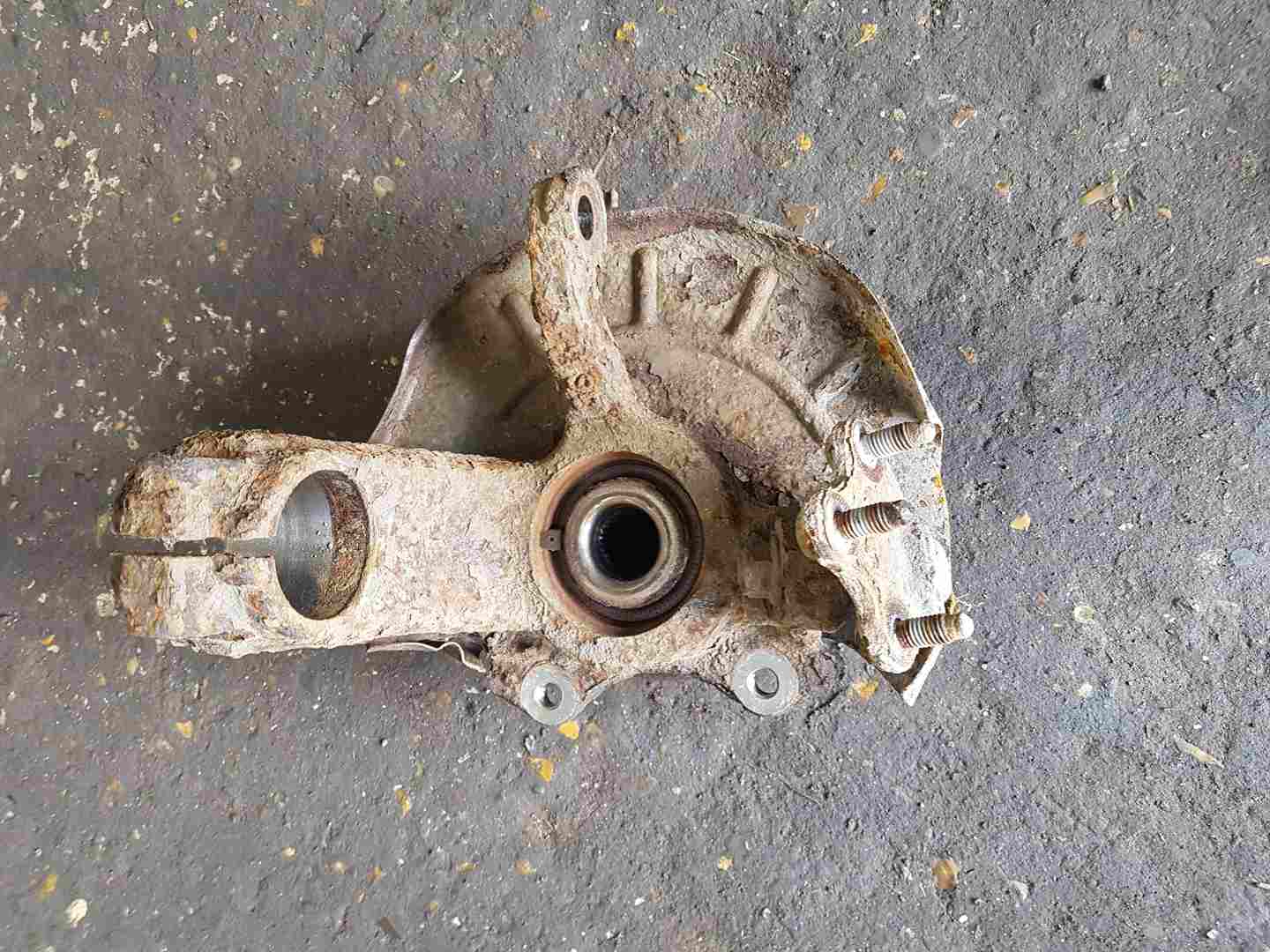 Volkswagen Polo 6R 6C 2009-2017 1.2 TSI Drivers OSF Front Wheel HUB
