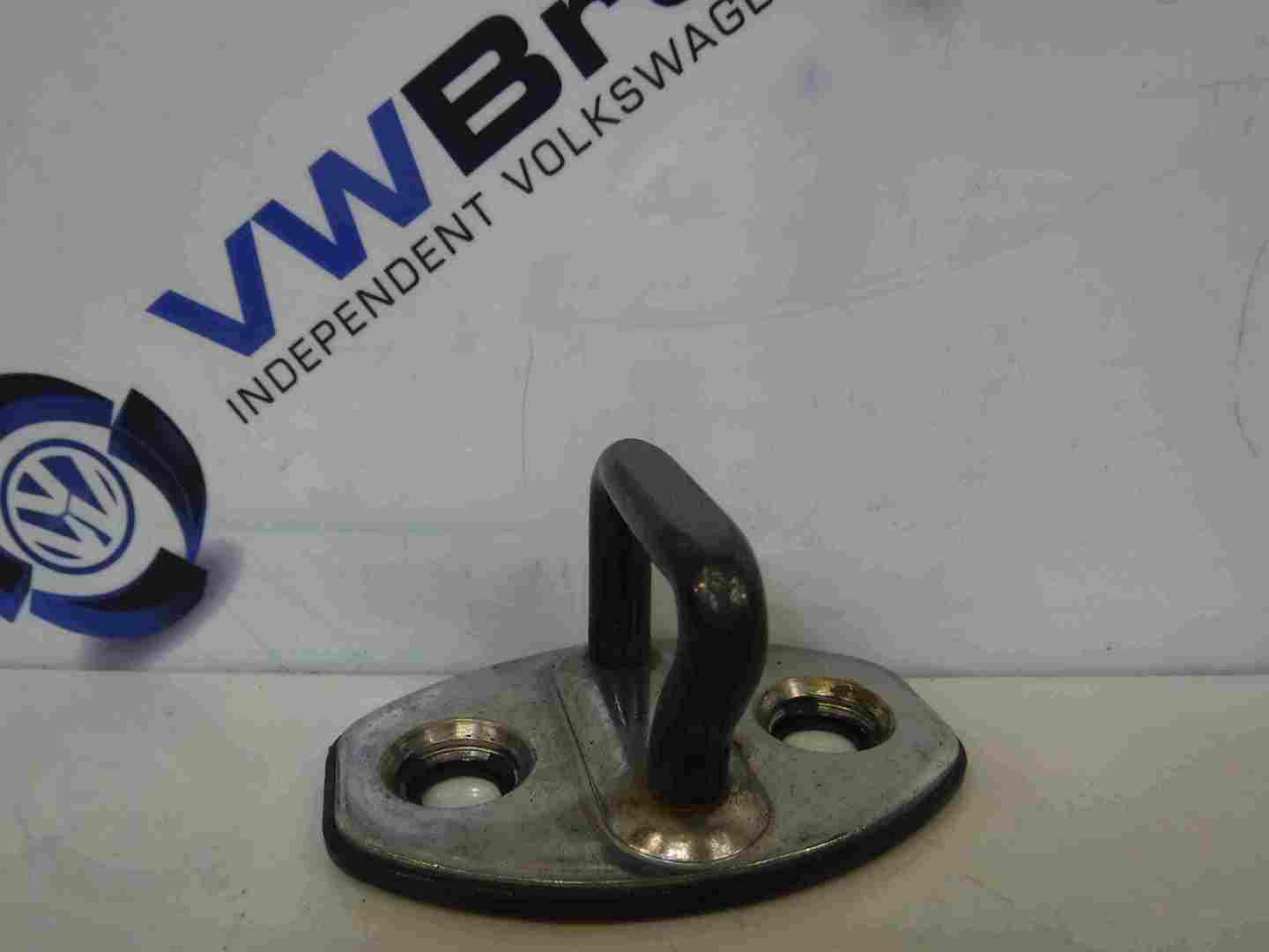 Volkswagen Polo 6R 2009-2015 Drivers OSF Front Door Pin Catch