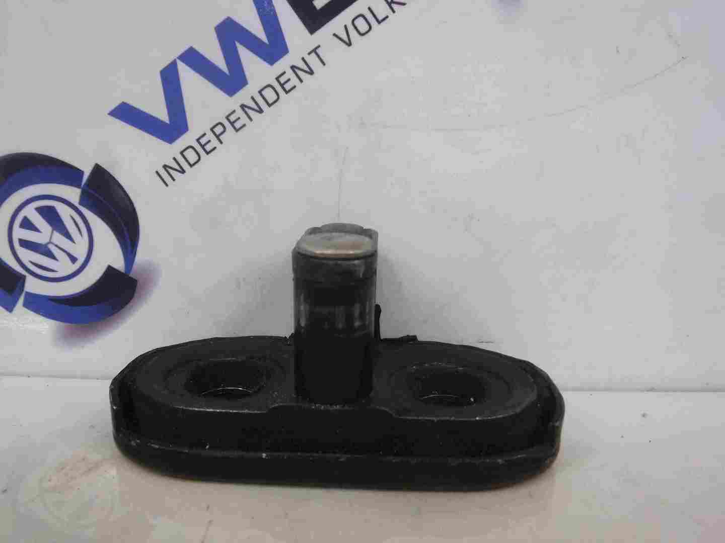 Volkswagen Polo 6R 2009-2015 Rear Boot Striker Plate Catch