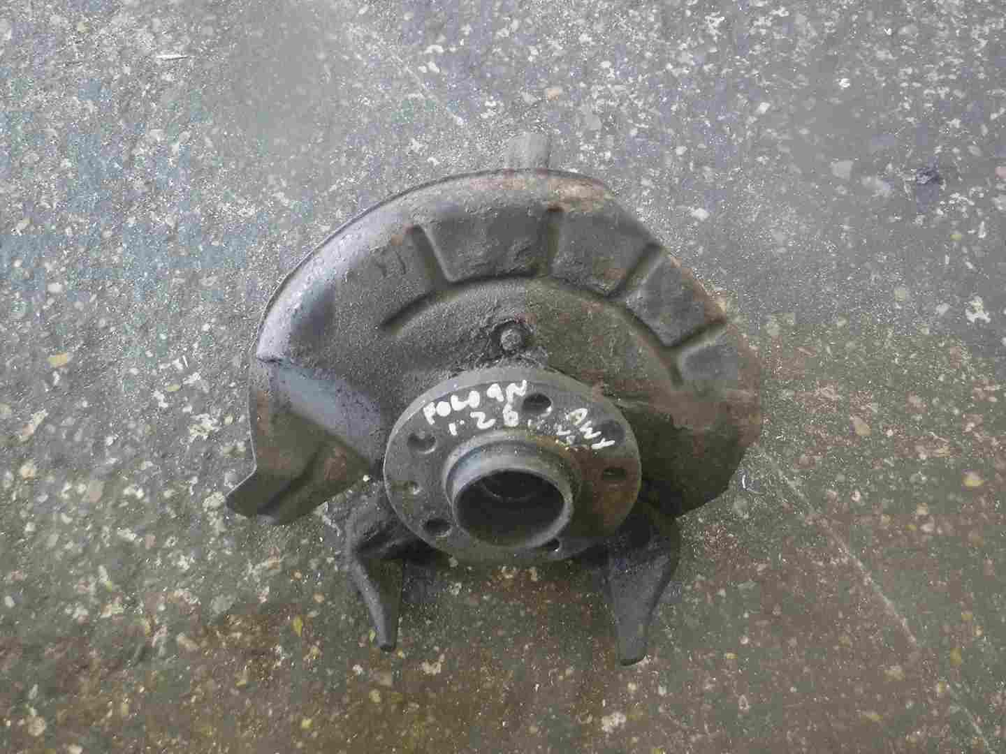 Volkswagen Polo 9N 2003-2006 1.2 6v Passenger NSF Front Wheel Hub AWY