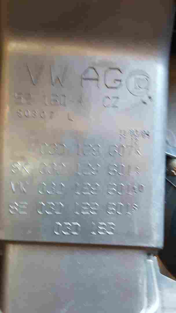 Volkswagen Polo 9N 2003-2006 1.2 Engine Cover Plastic AWY 03D129607K 03D129601AD
