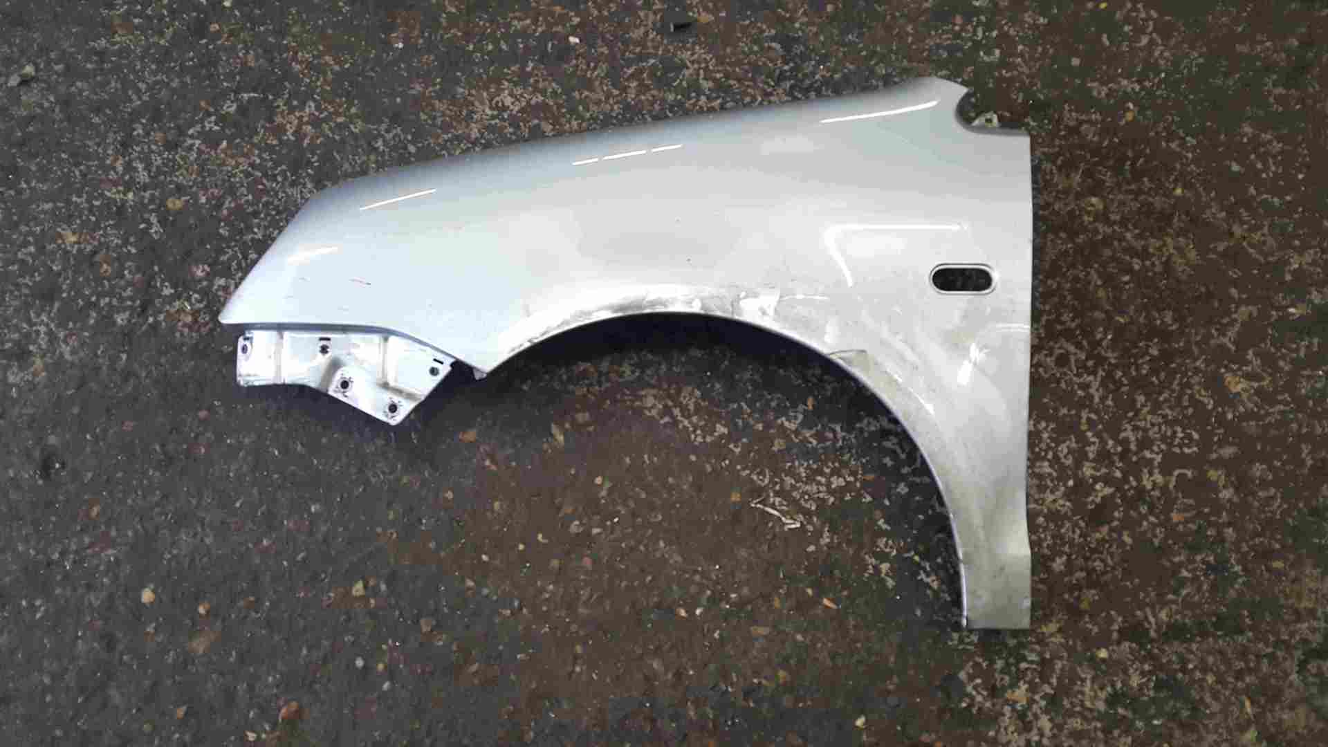 Volkswagen Polo 9N 2003-2006 Passenger NS Wing Silver LA7W