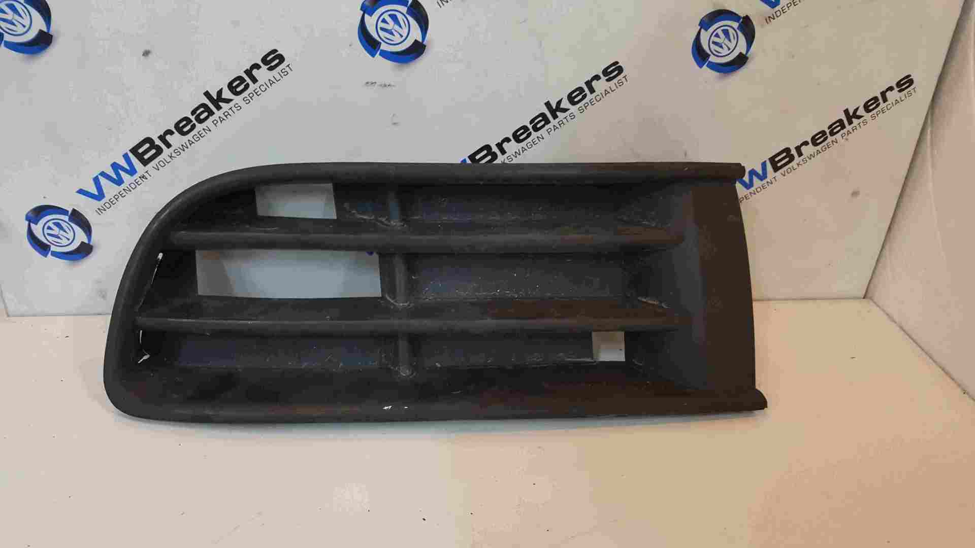 Volkswagen Polo 9N 2003-2006 Passenger NSF Front Bumper Grill Insert 6Q0853665F