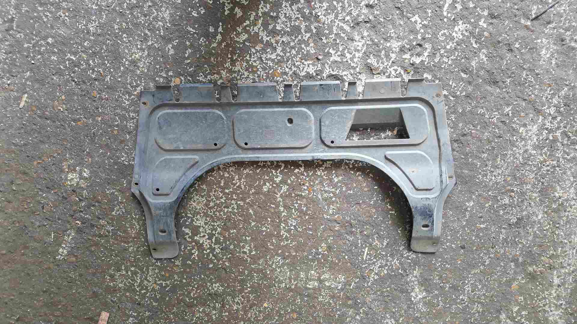 Volkswagen Polo 9N3 2006-2008 1.2 Undertray Cover 6Q0825237R