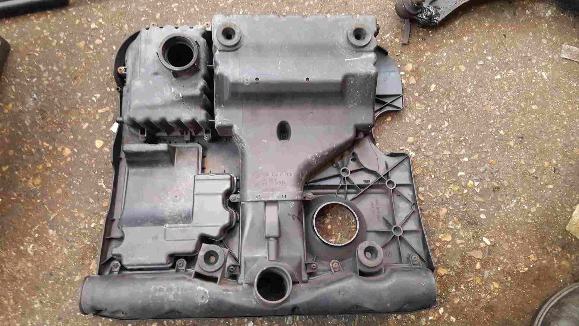 Volkswagen Polo 9N3 2006-2008 1.4 16v Engine Cover Plastic + Airbox