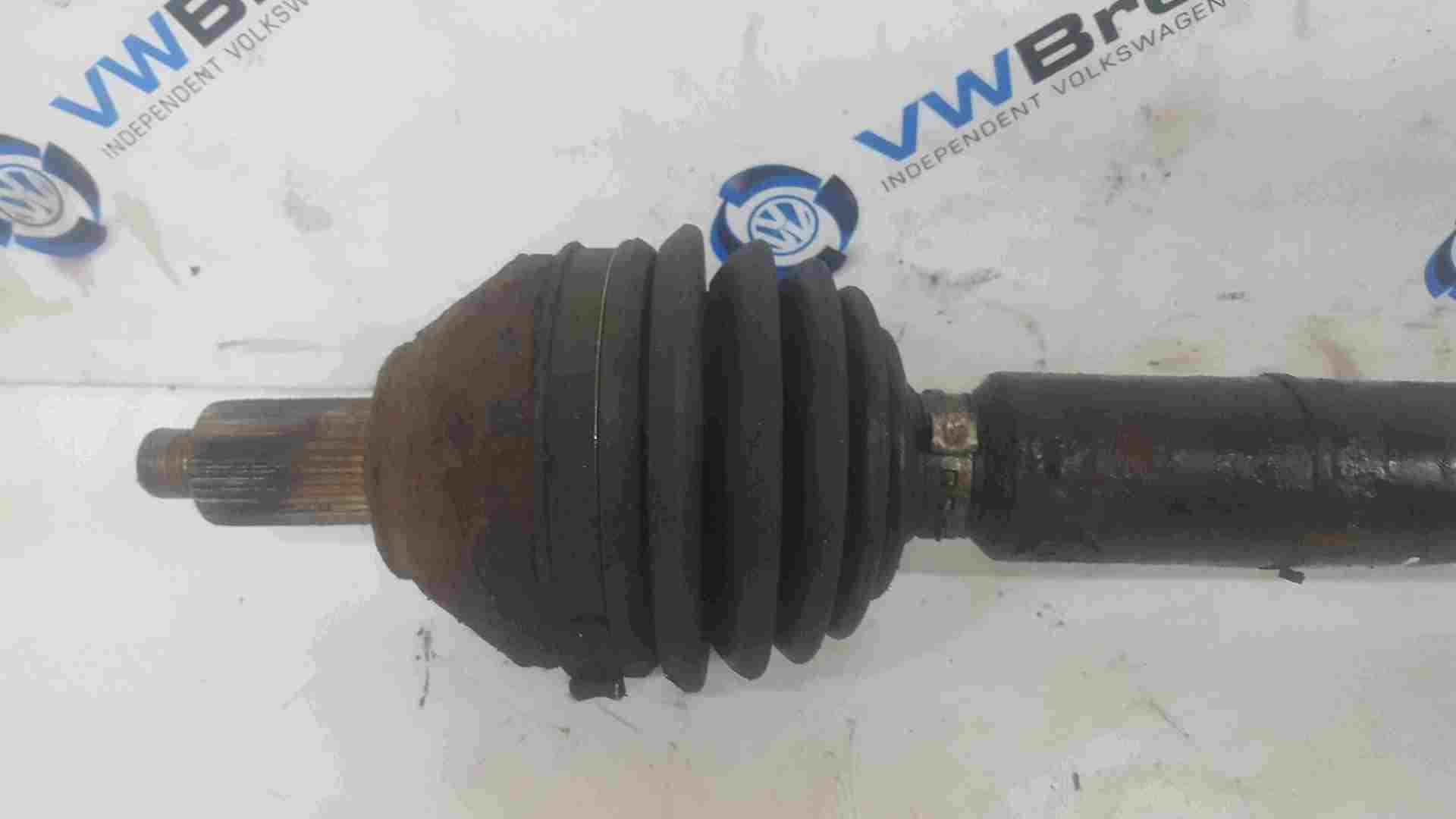 Volkswagen Polo 9N3 2006-2008 1.4 TDi Drivers OSF Front Driveshaft 6Q0407272DE