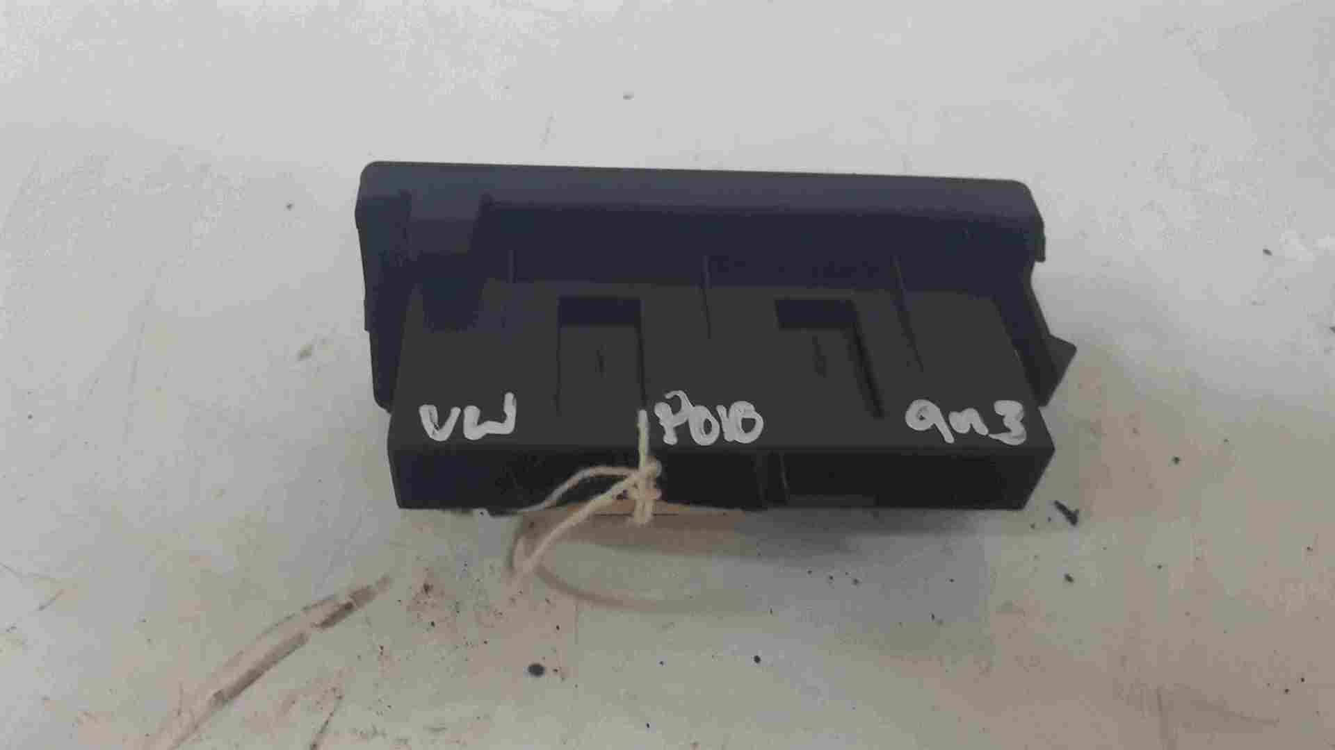 Volkswagen Polo 9N3 2006-2008 Dashboard Trim Card Holder 6Q2858373