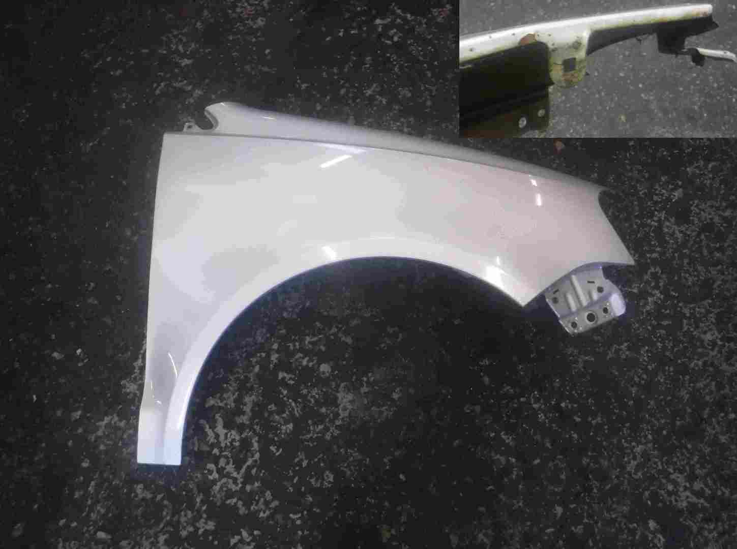 Volkswagen Polo 9N3 2006-2008 Drivers OS Wing Silver LA7W
