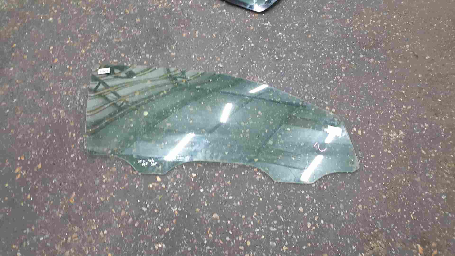 Volkswagen Polo 9N3 2003-2008 Drivers OSF Front Window Glass 3dr