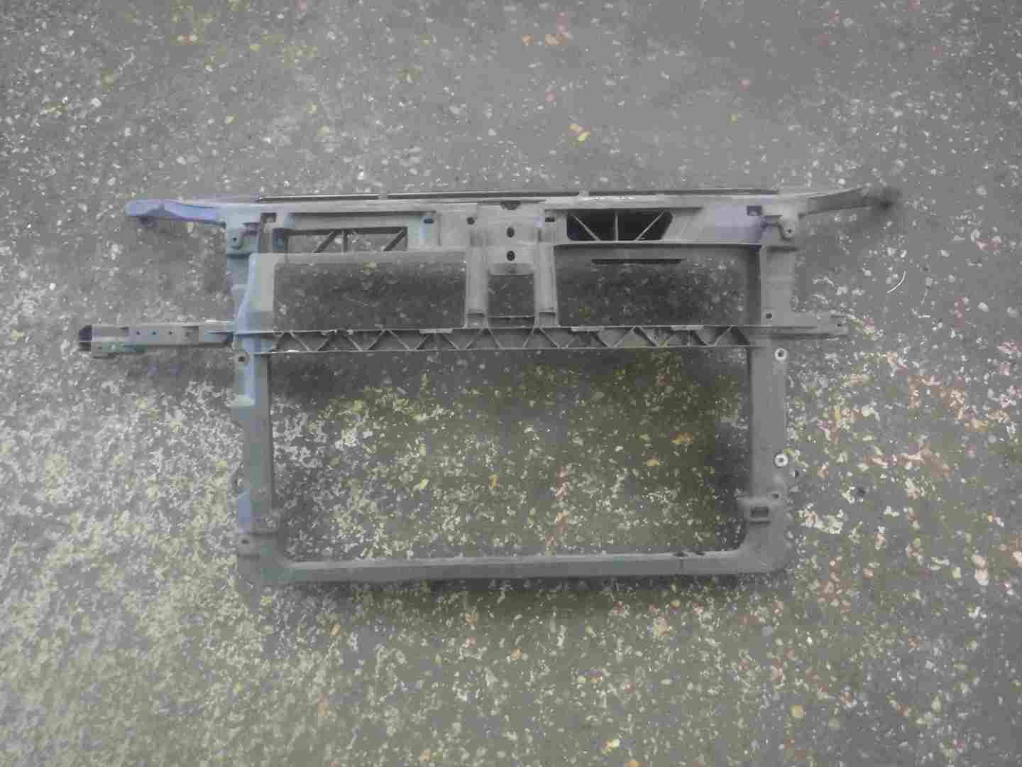 Volkswagen Polo 9N3 2006-2008 Front Slam Panel Radiator Plastic