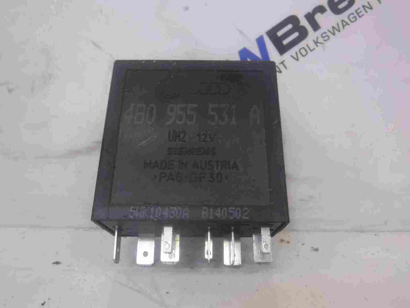 Volkswagen Polo Passat Golf Sharan 1997-2004 Black Wiper Motor Relay 4B0955531A