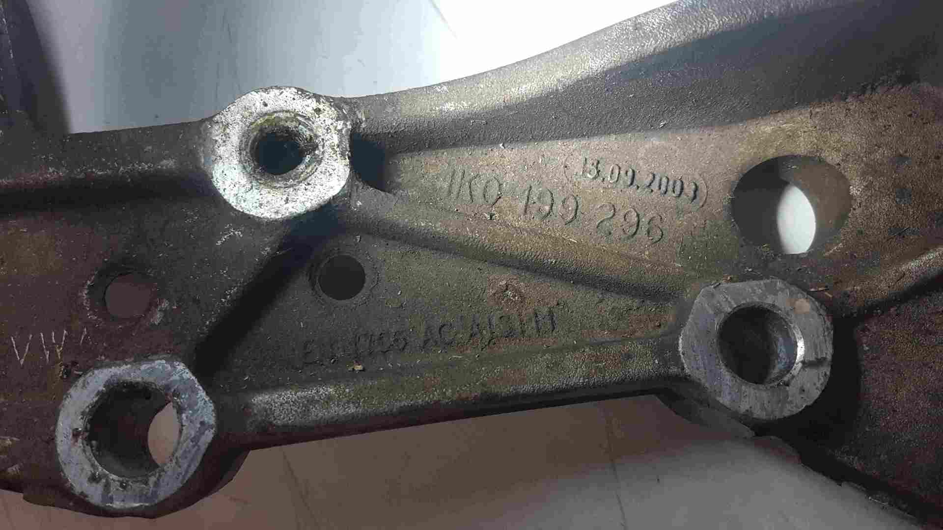 Volkswagen Scirocco 2008-2014 Drivers OS Engine Bracket Subframe Wish Bone